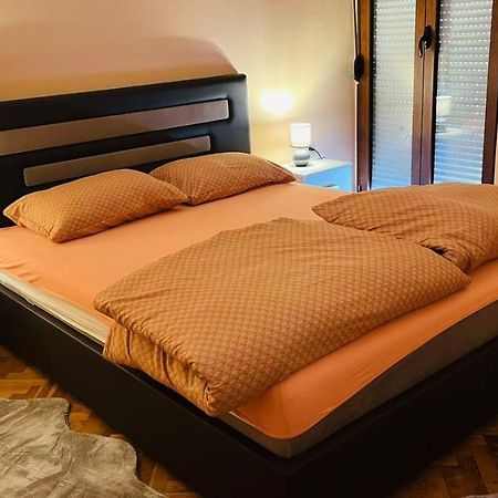 Majdini Clock Tower Apartman Подгорица Екстериор снимка