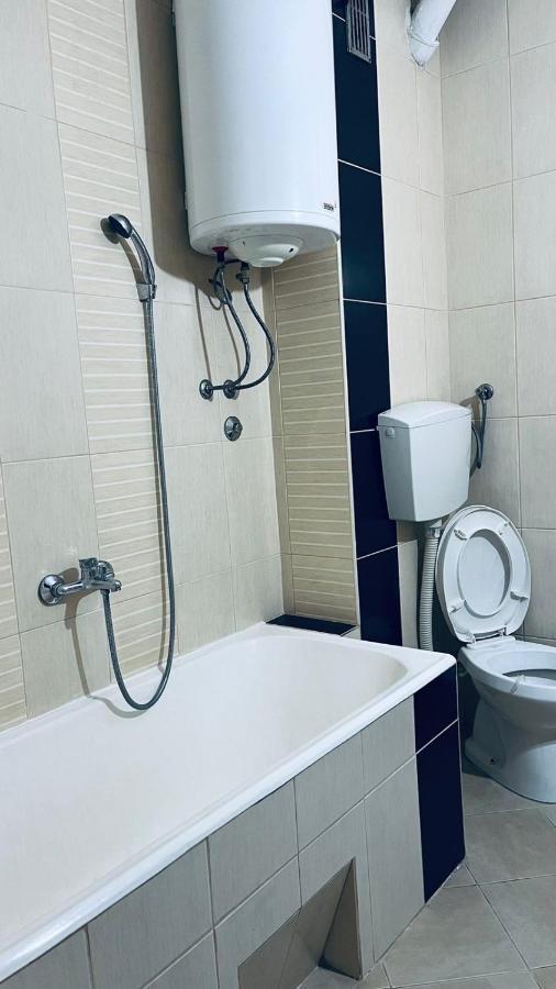 Majdini Clock Tower Apartman Подгорица Екстериор снимка