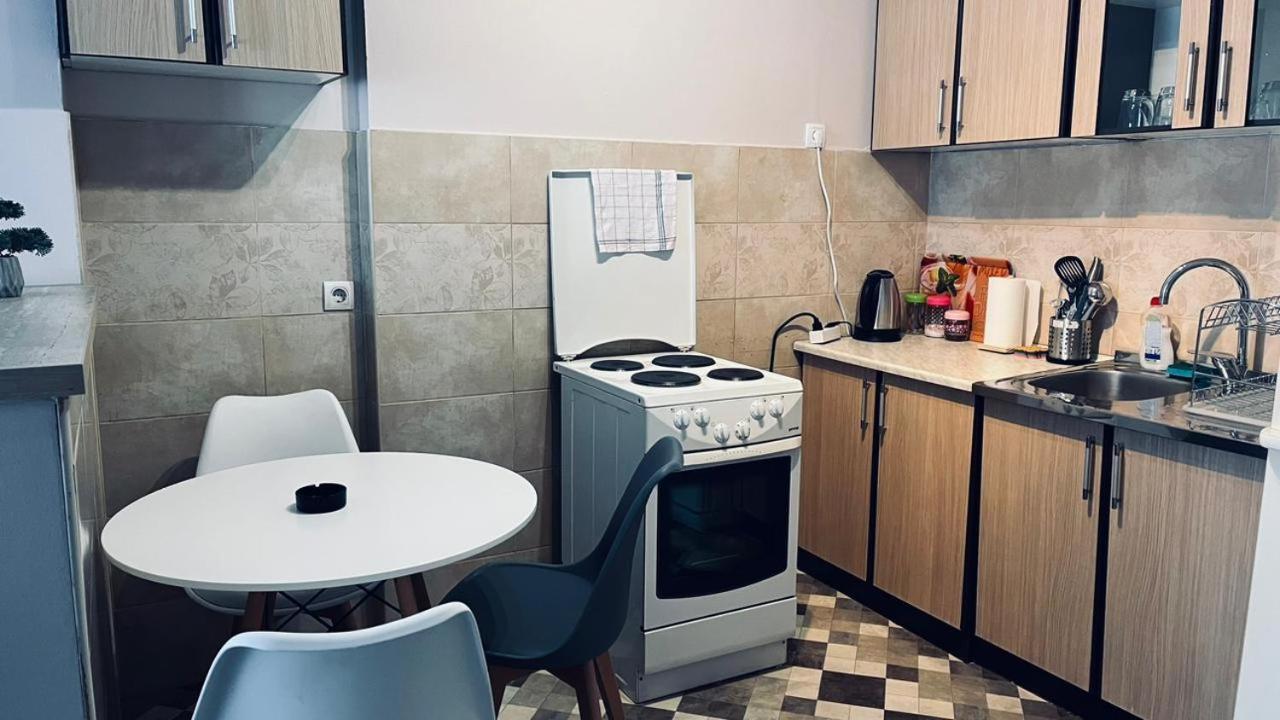 Majdini Clock Tower Apartman Подгорица Екстериор снимка